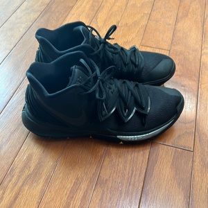 Nike Kyrie 5